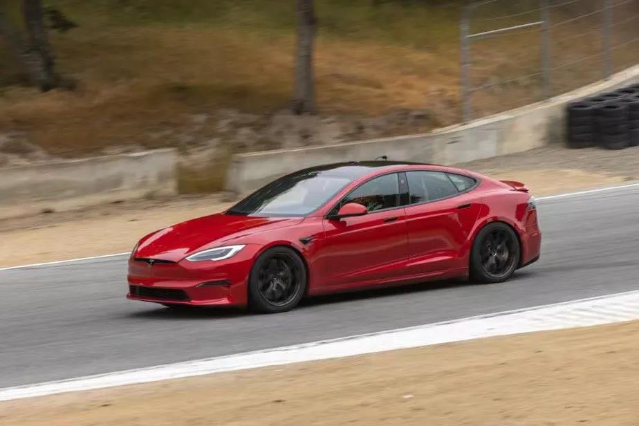 Plaid Model S，杀疯了