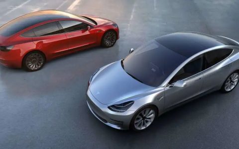 Model 3，6 岁生日快乐！
