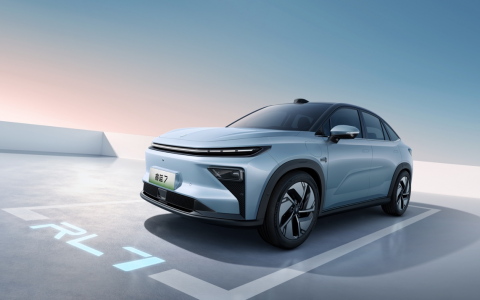 13.37万元起，智能后驱轿跑SUV 睿蓝7全球预售
