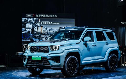 预售价70万元，坦克700 Hi4-T首发限定版发售，坦克品牌高端化进程全面加速