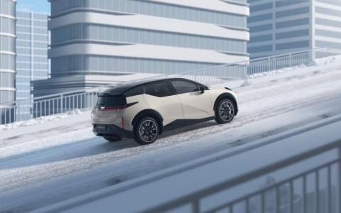 售价20.00万元起，2024款极氪X焕新登场