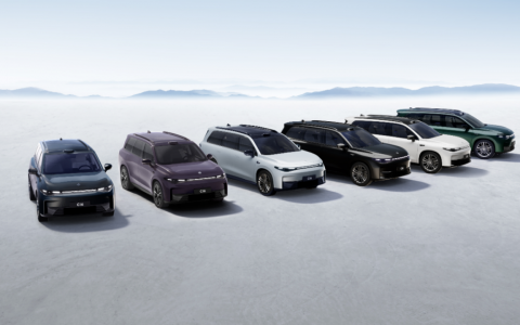 20万内唯一6座800V快充SUV，零跑C16售价15.58万起