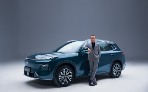 2026款吉利银河星舰7 EM-i正式上市 限时指导价9.58万元起